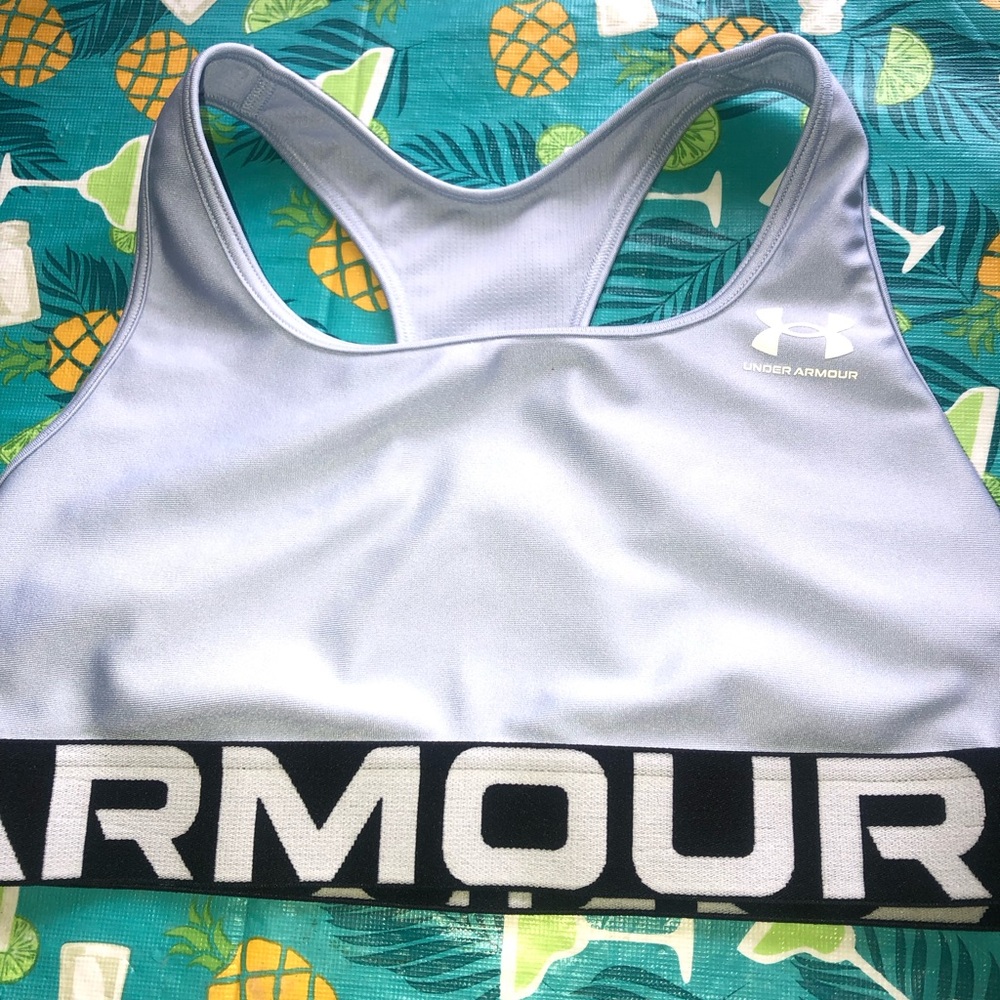 Under Armour Sports Bra Small!